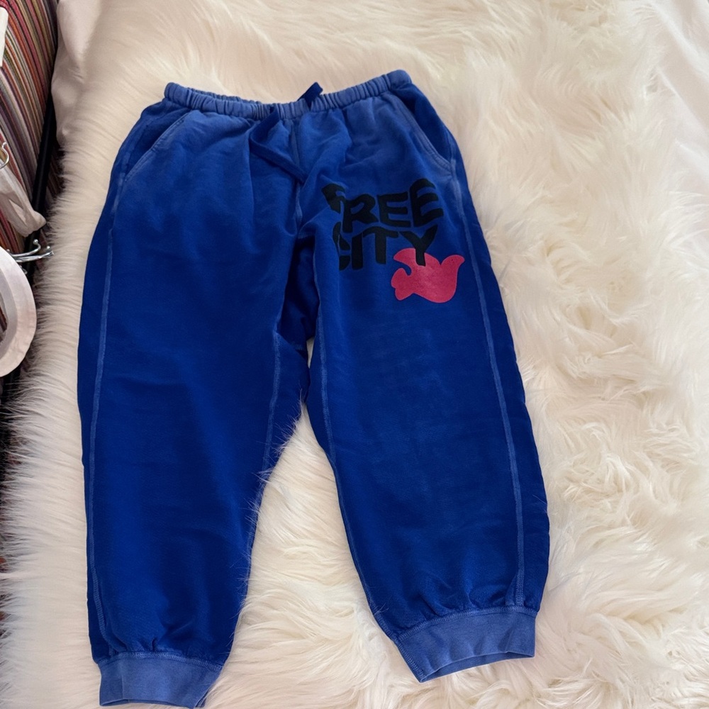 freecity womans Joggers in Vibrant Blue